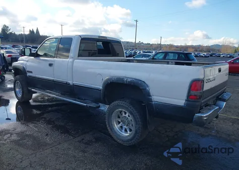 1999 Dodge Ram 2500 St from USA, damaged, VIN 3B7KF2368XG185374